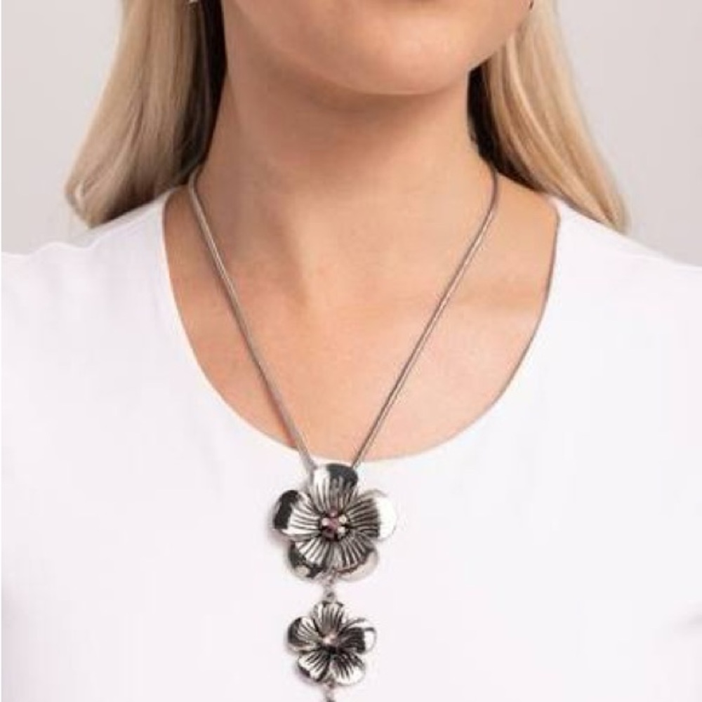 Paparazzi Double Flower Silver Chain Necklace